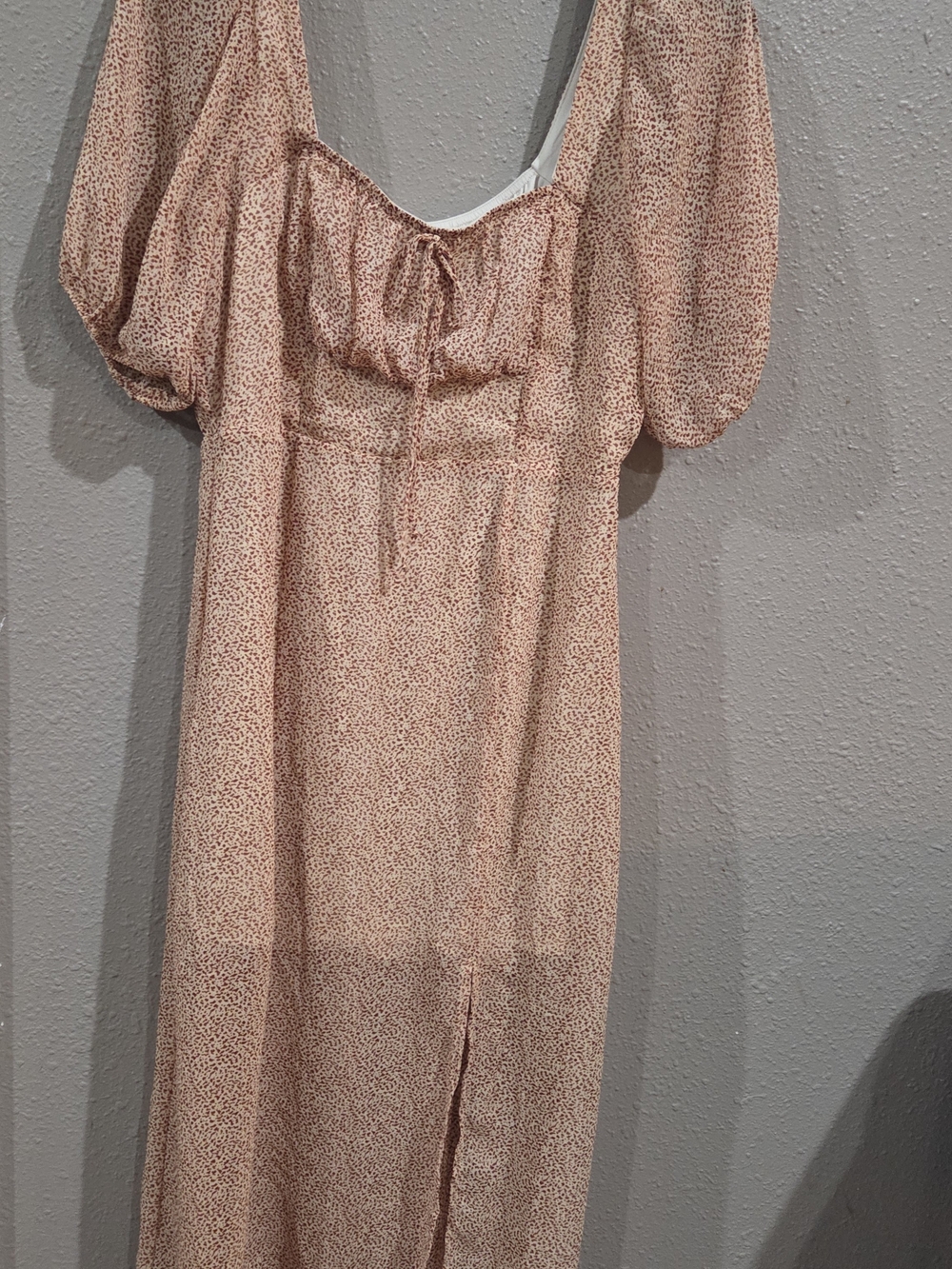 Sienna Sky Blush Pink Puff-Sleeve Midi Dress